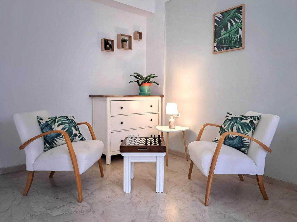Apartemen 100 m² dengan 2 kamar tidur dan 1 kamar mandi pribadi di Heraklion Bagian luar foto
