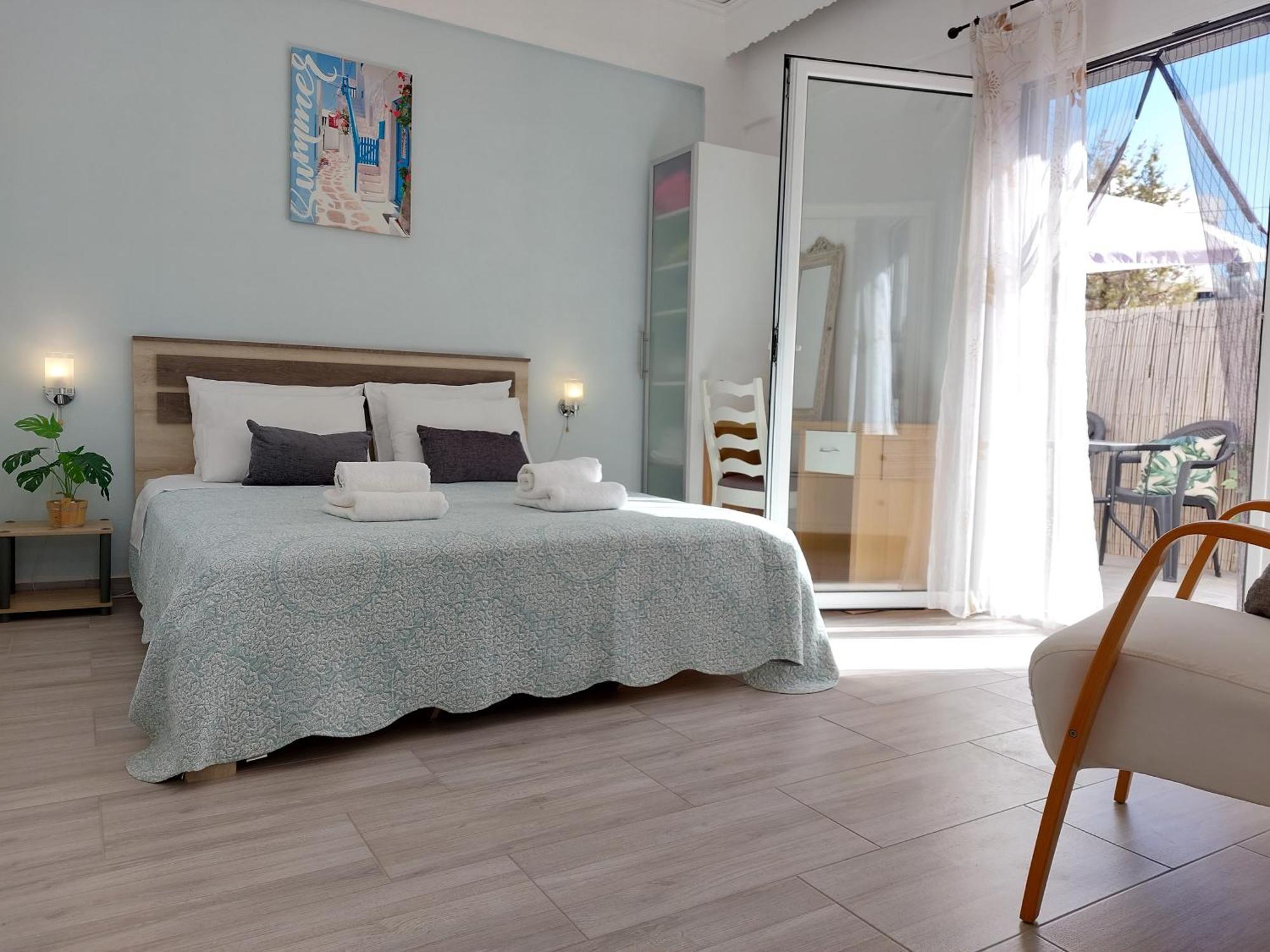 Apartemen 100 m² dengan 2 kamar tidur dan 1 kamar mandi pribadi di Heraklion Bagian luar foto