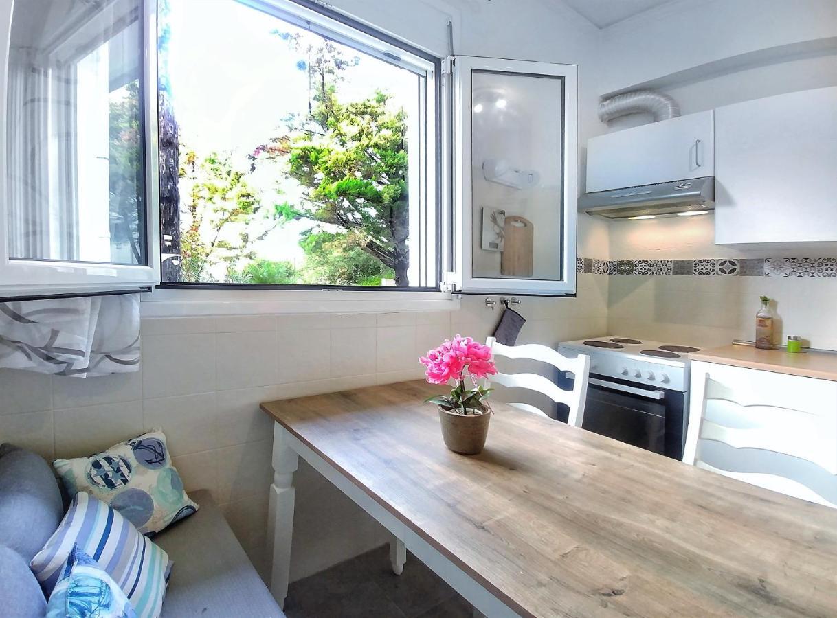 Apartemen 100 m² dengan 2 kamar tidur dan 1 kamar mandi pribadi di Heraklion Bagian luar foto