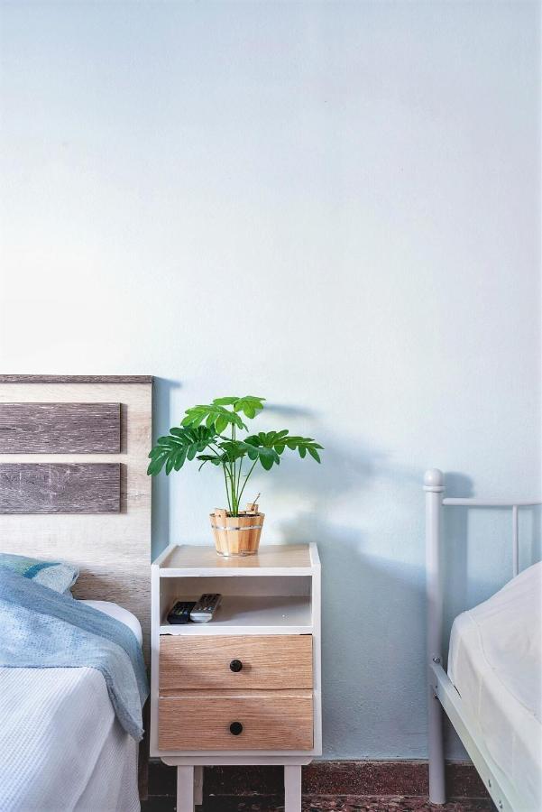 Apartemen 100 m² dengan 2 kamar tidur dan 1 kamar mandi pribadi di Heraklion Bagian luar foto